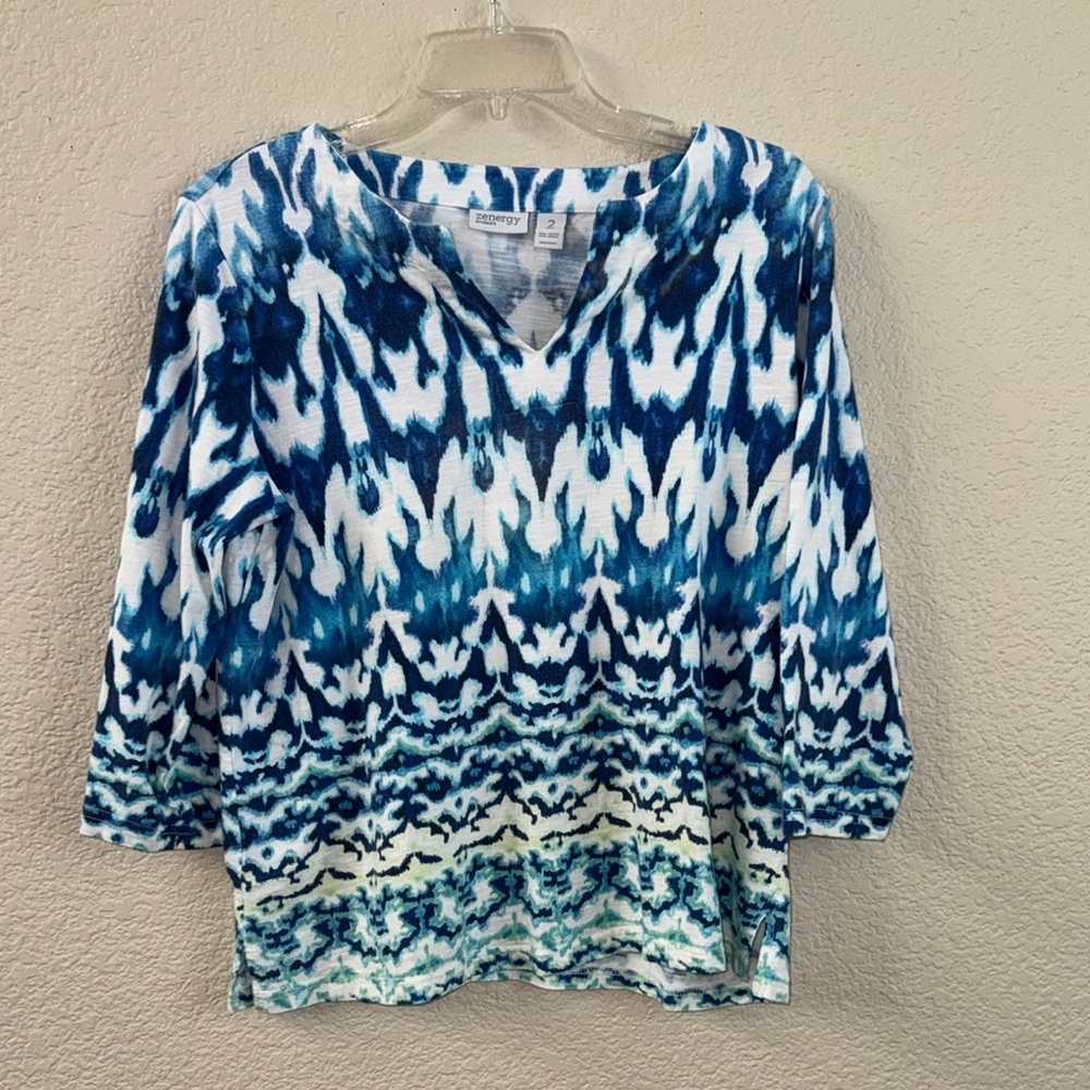 Patterned Blue and White Women's Blouse